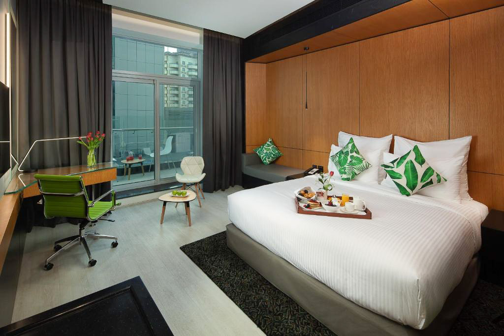 hoteis dubai com bom custo beneficio
