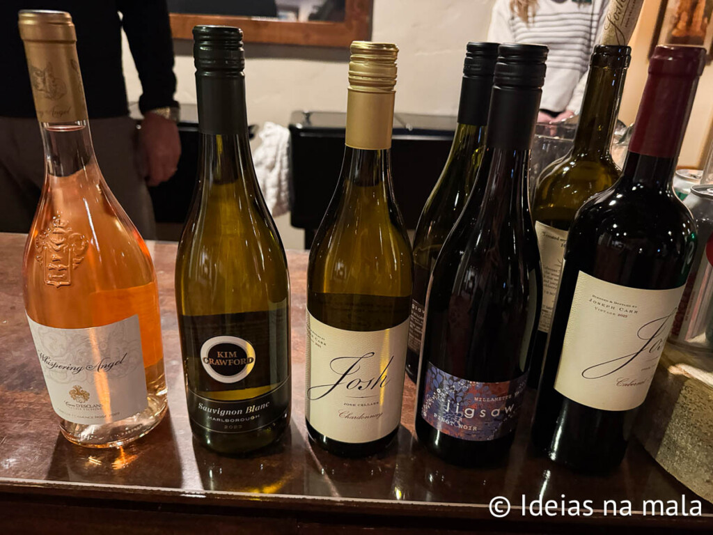 Seleção de vinhos no Aprés Ski do Silver Baron
