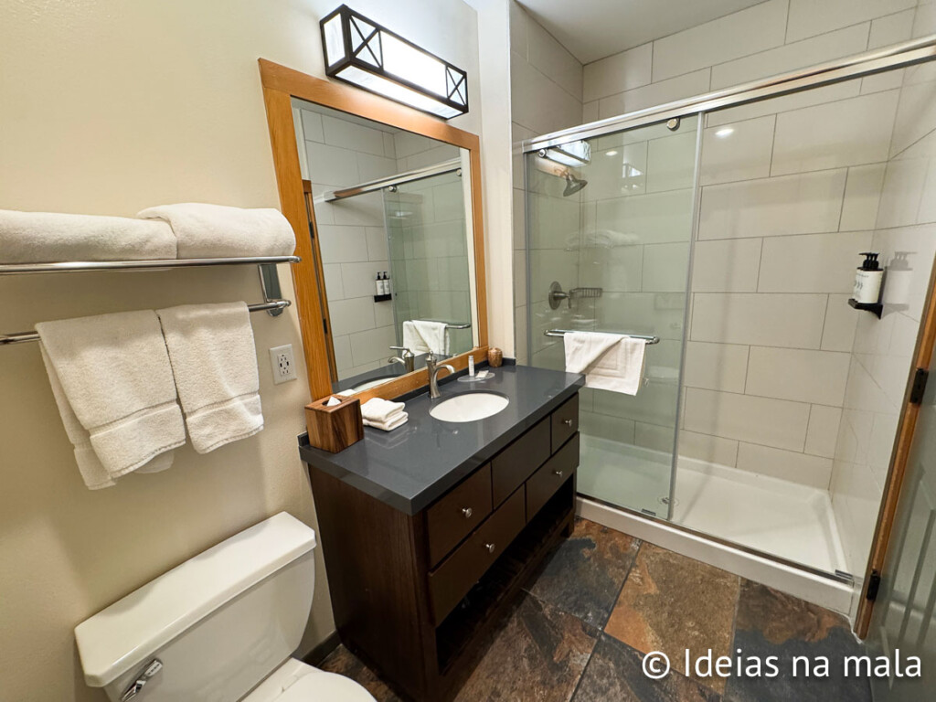 Quarto do Juniper Springs Lodge em Mammoth