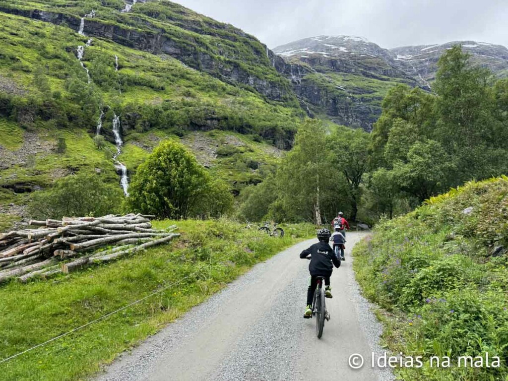 Passeio de bike em Flam