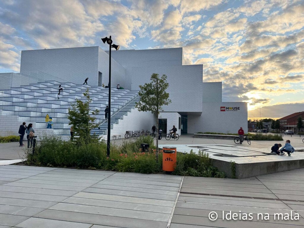 como é visitar a lego house em billund na dinamarca
