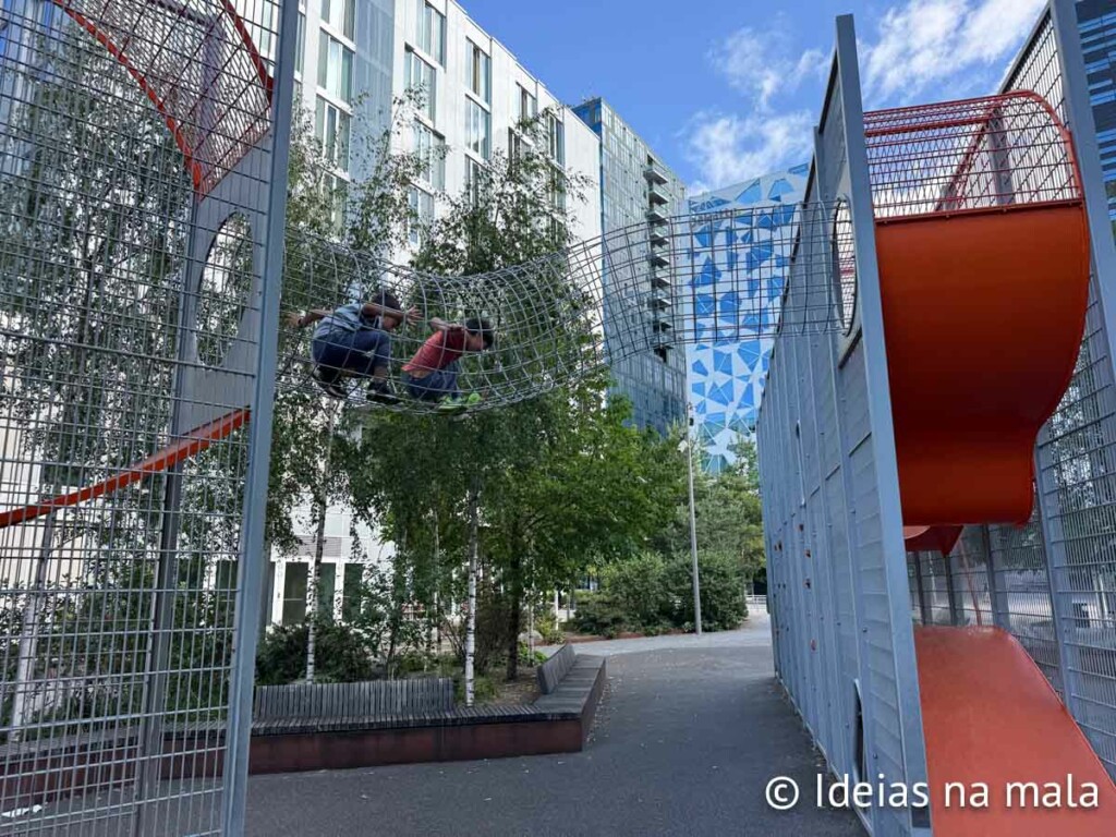 Parquinho em Oslo na Noruega: uma cidade bem divertida para crianças