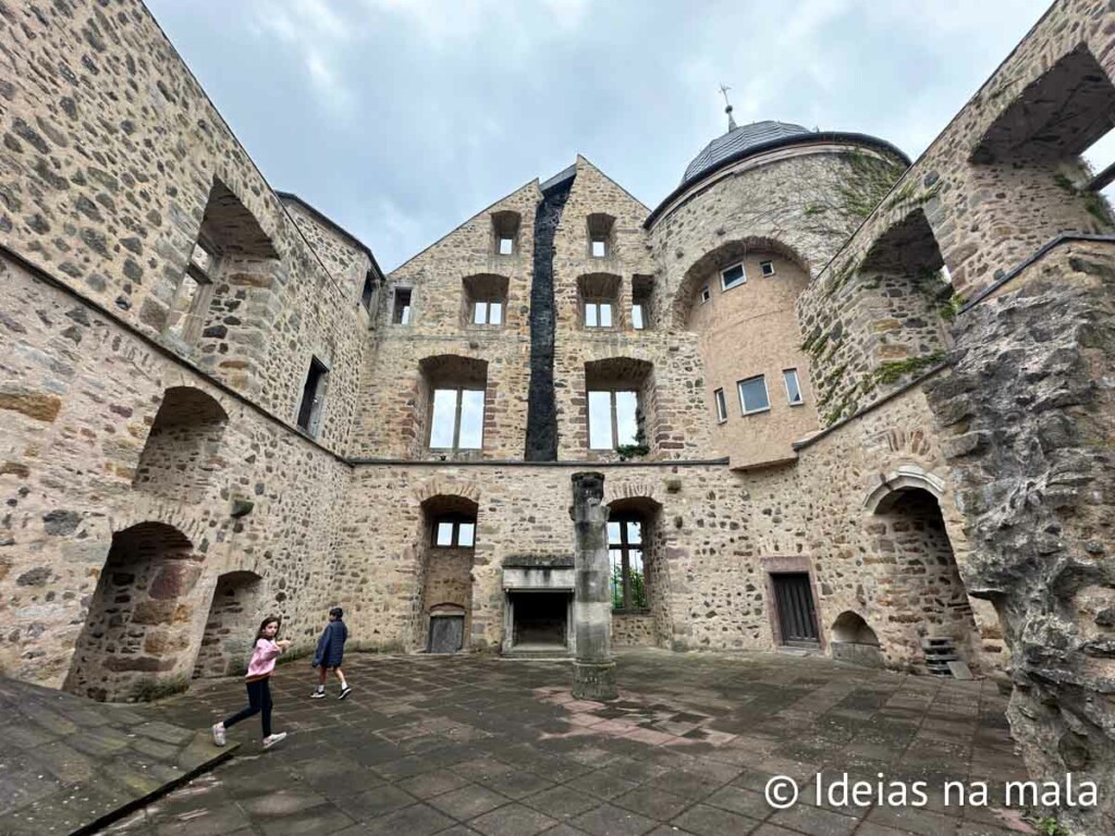 Castelo de Sababurg - Nota Rota dos Contos de Fadas da Alemanha