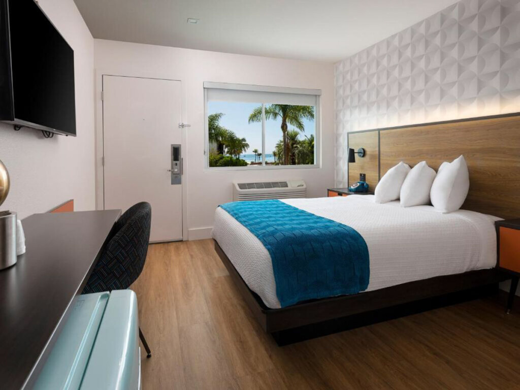 hotel simples em santa barbara na california