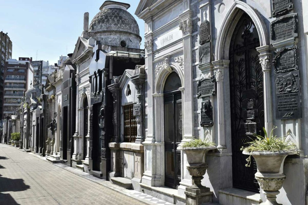 Cementerio de la Recoleta em Buenos Aires vale a pena