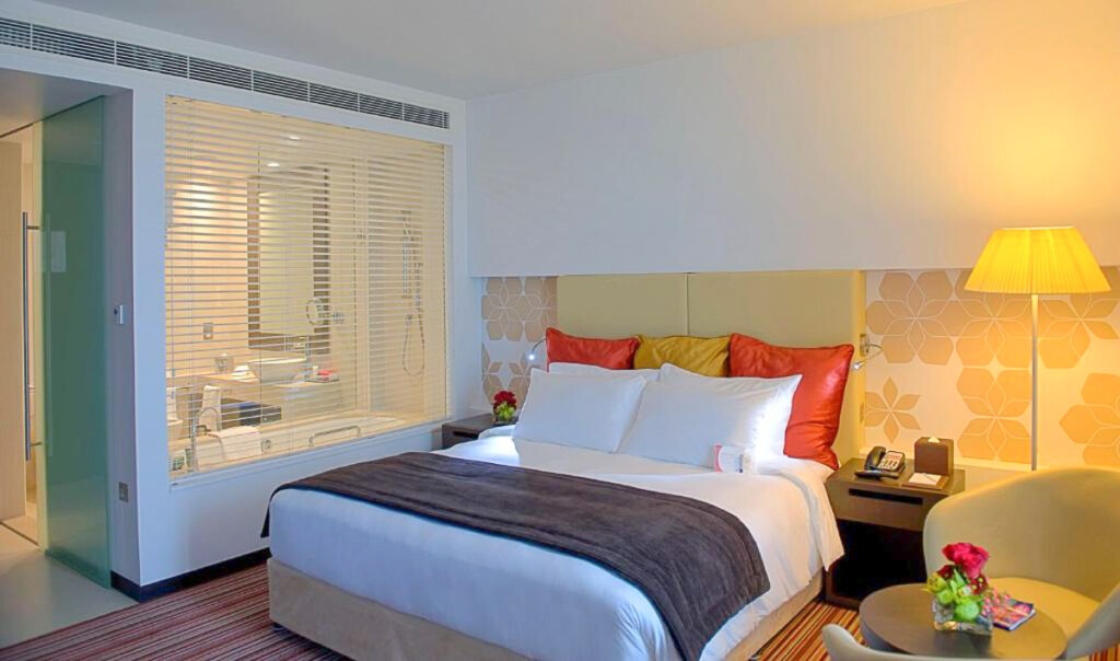 onde ficar em abu dhabi