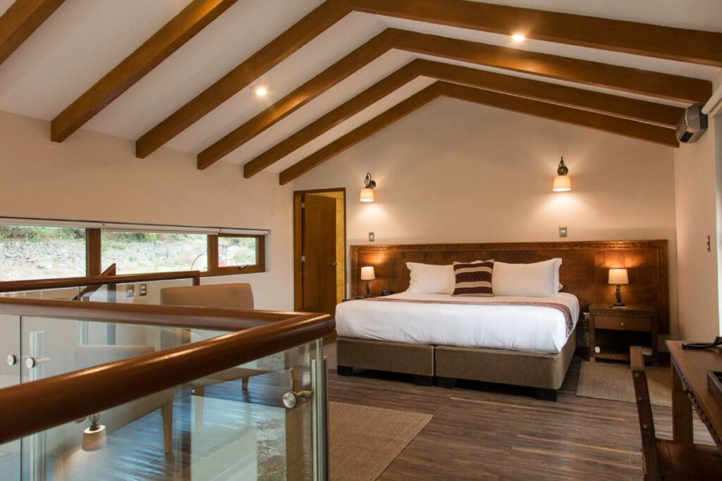 onde ficar no vale sagrado no peru