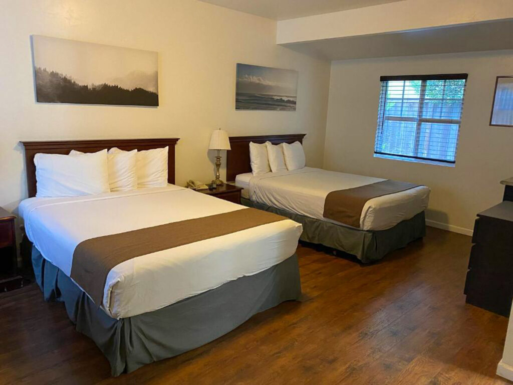 onde ficar em pacific grove