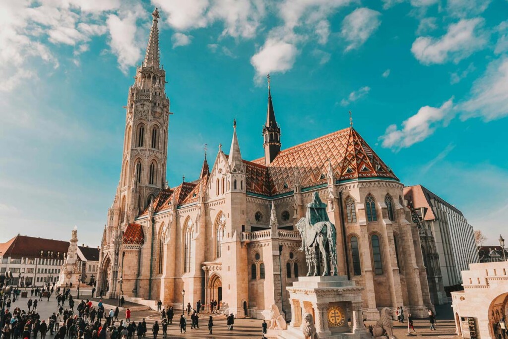 vale a pena entrar na Matthias Church?