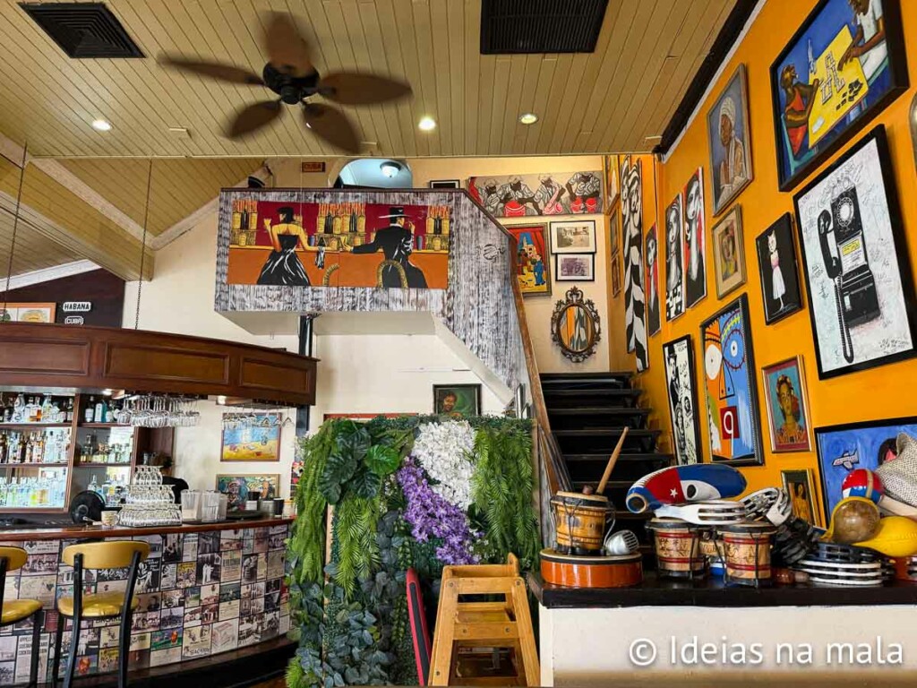 Comida caseira e deliciosa em Aruba Cubas Cookin