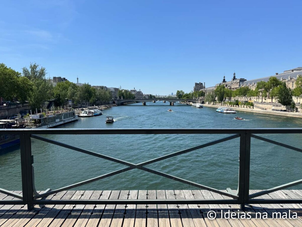 ponte dos cadeados em Paris