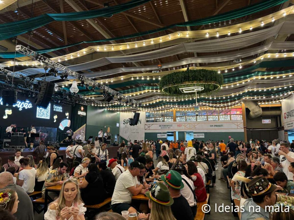 vale a pena ir na Oktoberfest Blumenau?