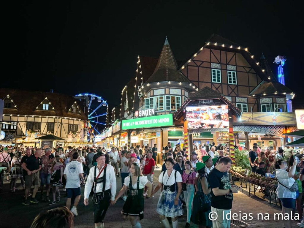 dá pra levar crianças na Oktoberfest Blumenau?