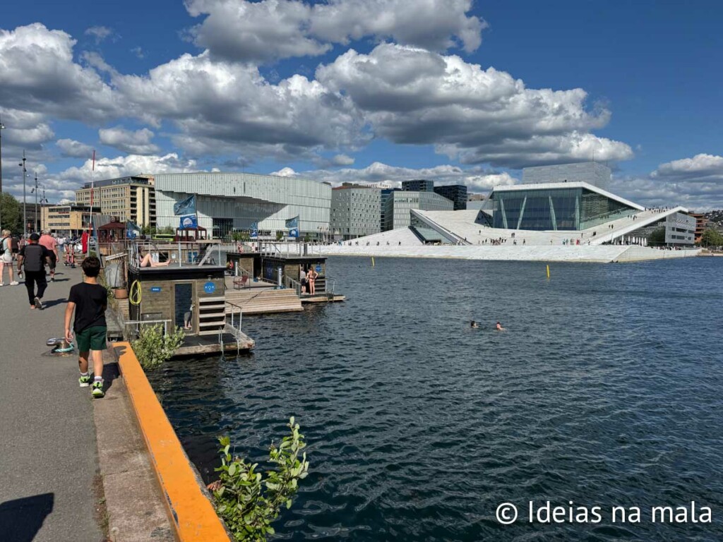 Saunas Flutuantes e a Opera House de Oslo
