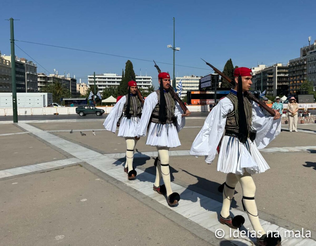 quantos dias ficar em Atenas?