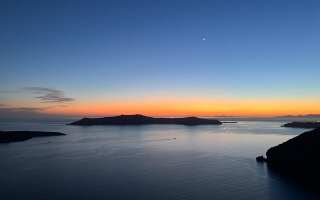 Pôr do Sol na Caldeira em Santorini na Grécia. Onde ver o pôr do sol em Fira