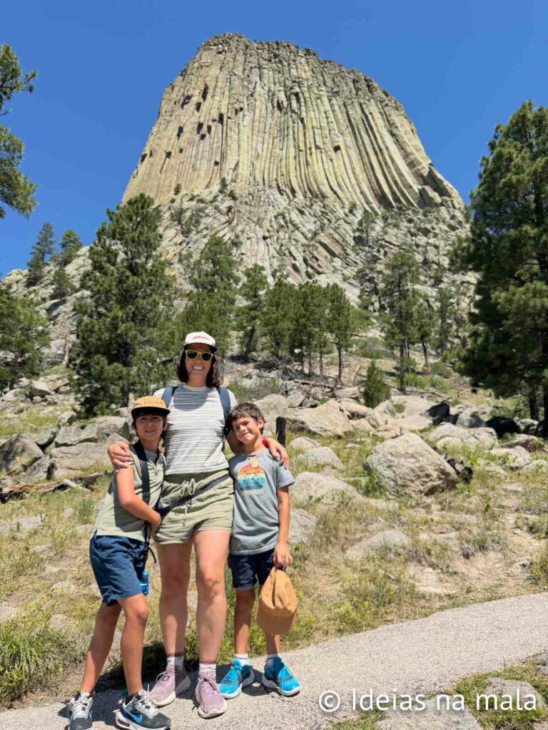 Visitando a Devils Tower no Wyoming