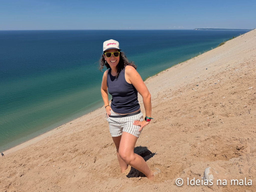 Sleeping Bear Sand Dunes em viagem de carrompelo Michigan