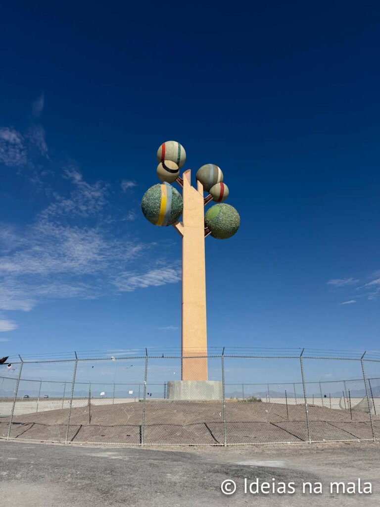 Tree of Utah, uma árvore de concreto plantada no deserto